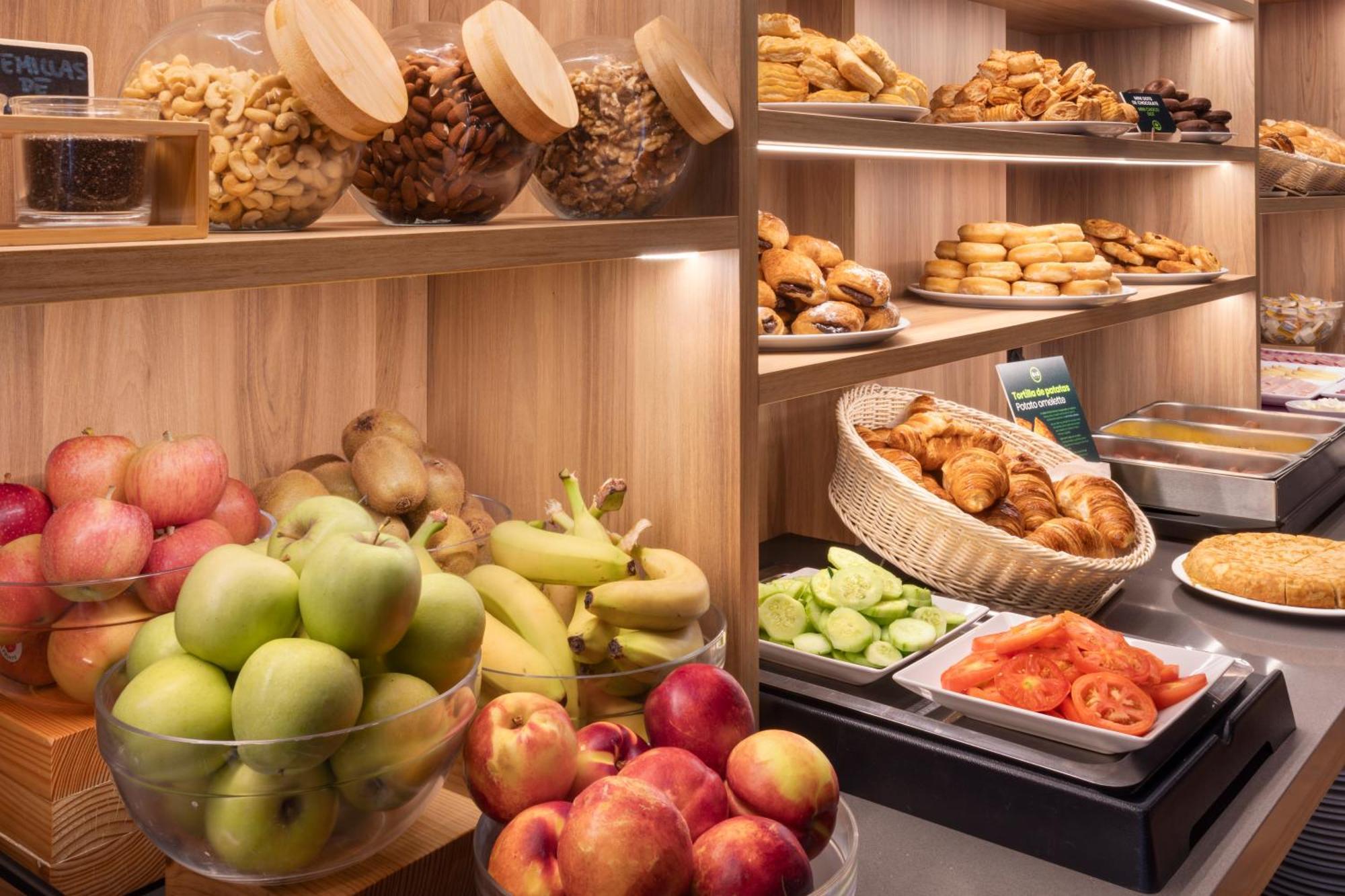 B&B Hotel Barcelona רובי מראה חיצוני תמונה