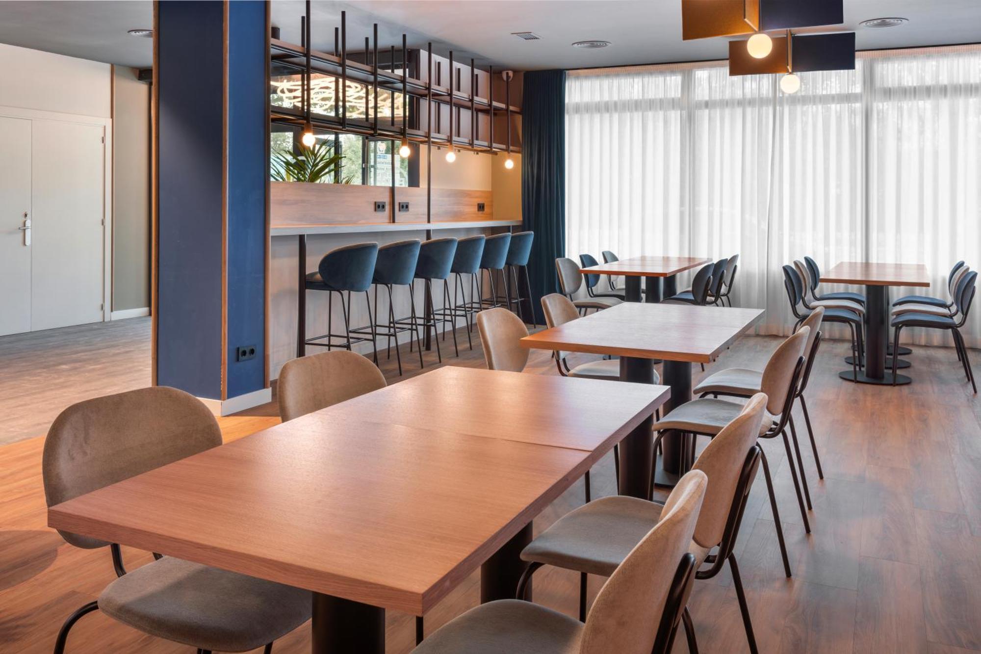 B&B Hotel Barcelona רובי מראה חיצוני תמונה