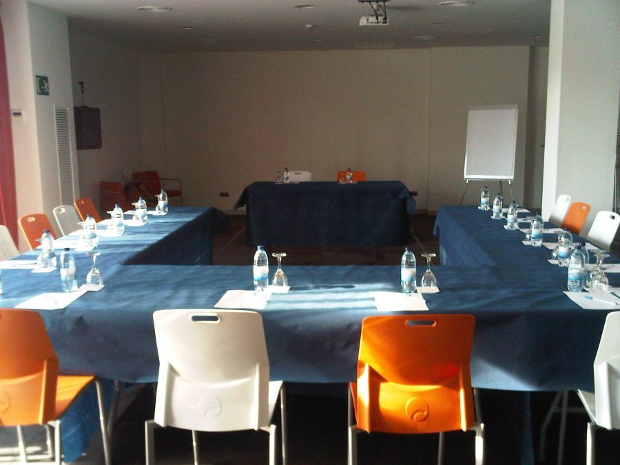 B&B Hotel Barcelona רובי מראה חיצוני תמונה