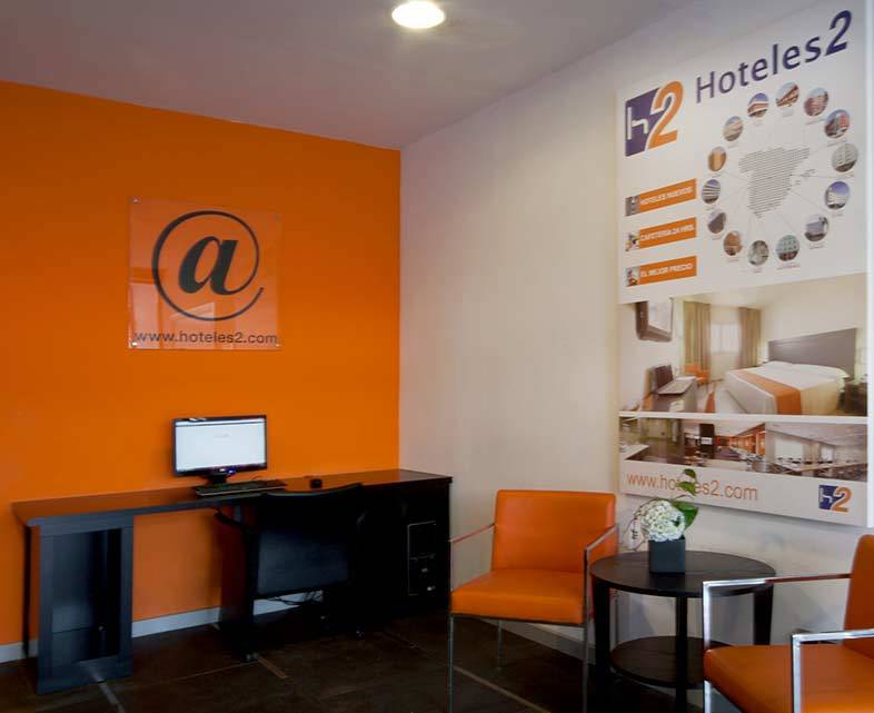 B&B Hotel Barcelona רובי מראה חיצוני תמונה