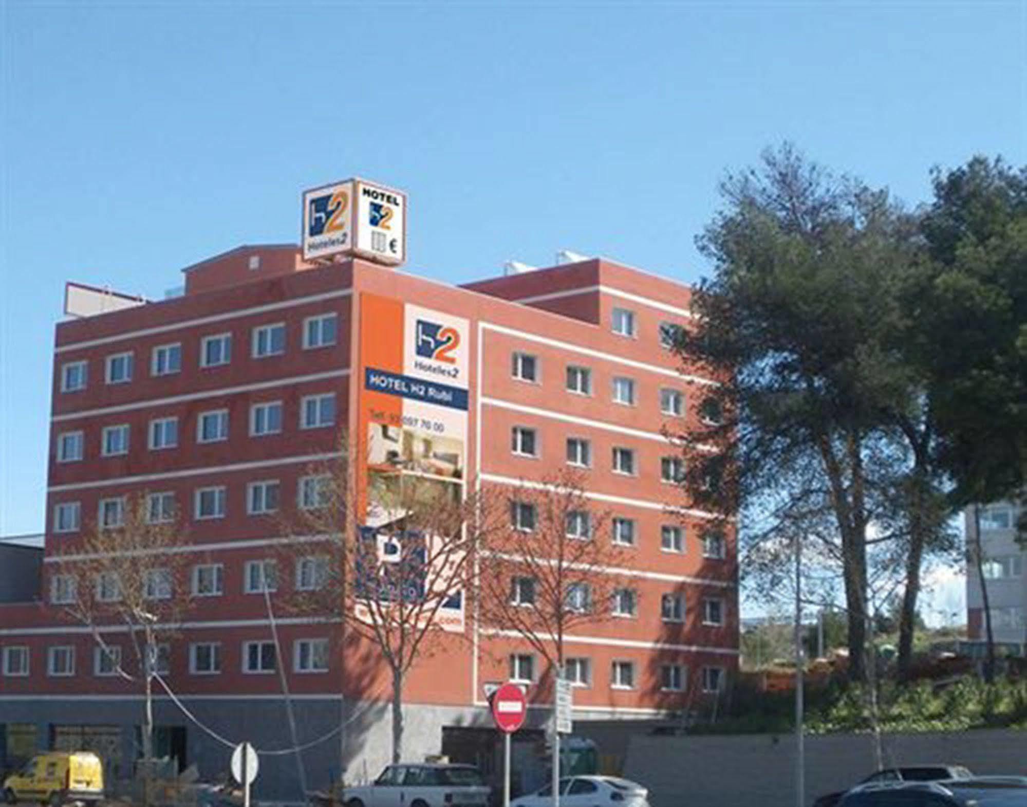 B&B Hotel Barcelona רובי מראה חיצוני תמונה