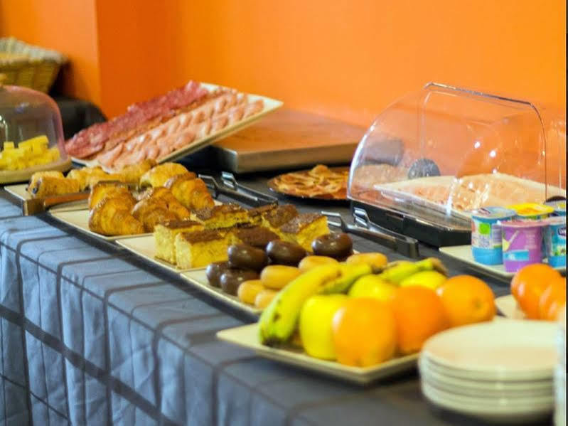 B&B Hotel Barcelona רובי מראה חיצוני תמונה