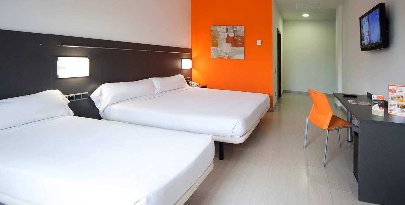 B&B Hotel Barcelona רובי מראה חיצוני תמונה
